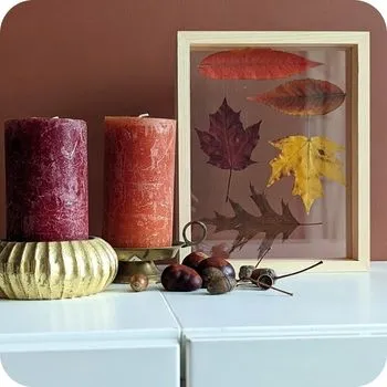 Schilderij van herfstbladeren