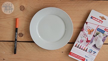 Stap 2 DIY Koningsdag pak de porseleinstift erbij