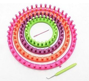Knitting loom in het vliegtuig in plaats van breinaalden