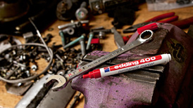 Edding 400 permanent marker