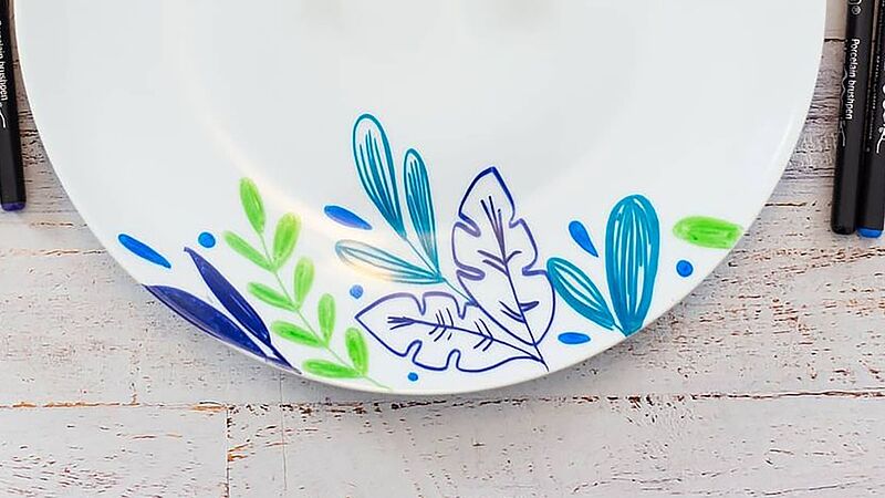 Je servies mooier maken met kleurijke motiefjes stap 2