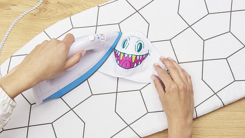 maak je eigen mondmasker stap 3