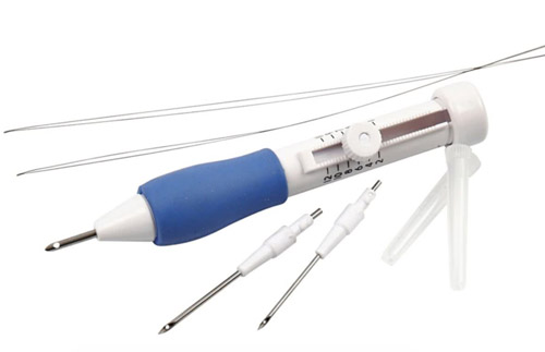 Rayher 69226000 Punch Needle Set, verstellbar, Sticken für Anfänger, Punch Nadeln, 1 Stick-Pen, 3 Sticknadeln, 2 Fädelhilfen, Sortiert