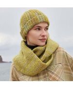 Damesmuts met glittergaren haken - Lang Yarns breipakket | hobbygigant.nl