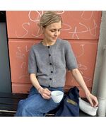 Damesvest Maggie met korte mouwen breien - PetiteKnit breipakket | hobbygigant.nl