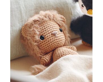 Knuffel leeuwtje Leo  haken - Rico Design haakpakket