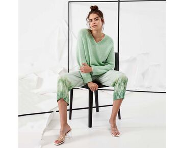 Basic damestrui met V-hals breien - Lang Yarns Amira breipakket | hobbygigant.nl