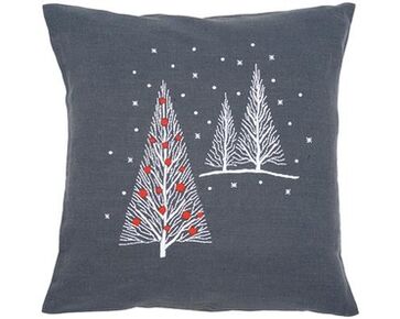 Borduurkussen kit kerstbomen - Vervaco | hobbygigant.nl