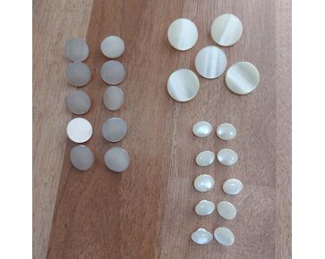 Set parelmoer knopen 15 stuks