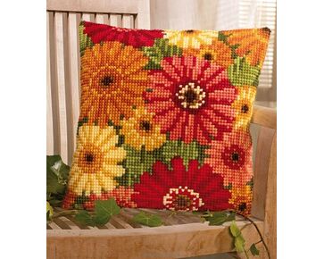 Bloemenweelde borduurkussen - Kussenpakket Vervaco | HobbyGigant