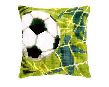 Voetbal borduurkussen - Kussenpakket Vervaco | HobbyGigant