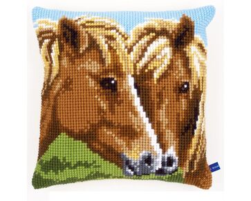 Bruine Paarden borduurkussen - Kussenpakket Vervaco | HobbyGigant