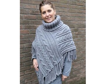 Breipatroon poncho met col van Phil Rapido - hobbygigant patroon