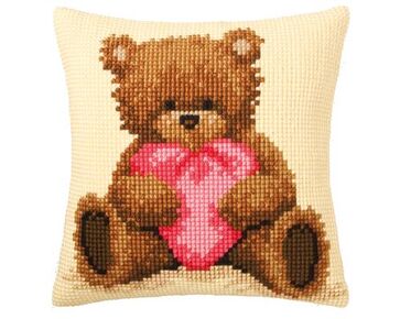 Beertje met Hartje borduurkussen - Kussenpakket Vervaco | HobbyGigant