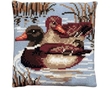 Eenden borduurkussen - PAKO borduurpakket | HobbyGigant