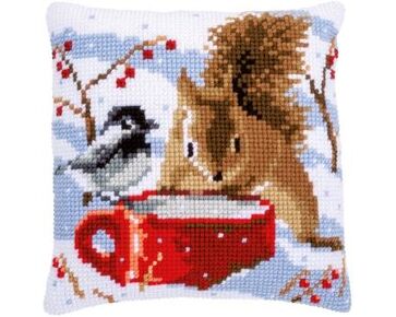 Eekhoorn en mees borduurkussen - Vervaco borduurpakket | HobbyGigant