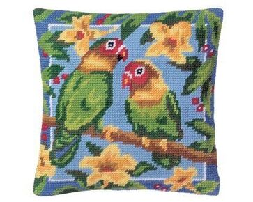 2 Groene papegaaien Borduurkussen - Margot de Paris borduurpakket | HobbyGigant