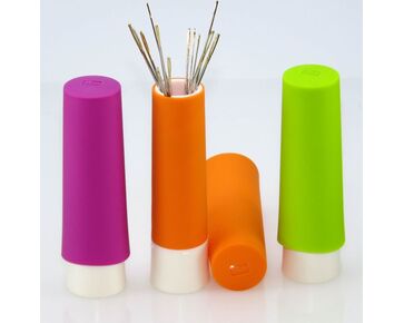 Magnetische naaldenkoker met 15 naainaalden  - Prym Needle Twister | hobbygigant.nl