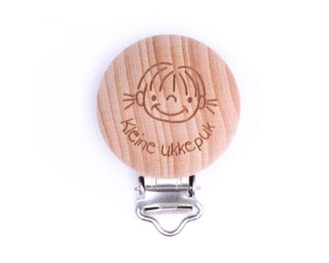 Houten speenclip met tekst Kleine ukkepuk - 2 stuks | hobbygigant.nl
