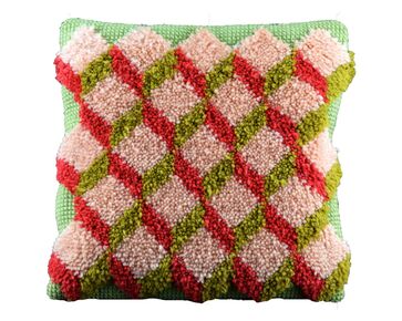 Ruitjes Borduur- en Knoopkussen - Pako pakket | HobbyGigant