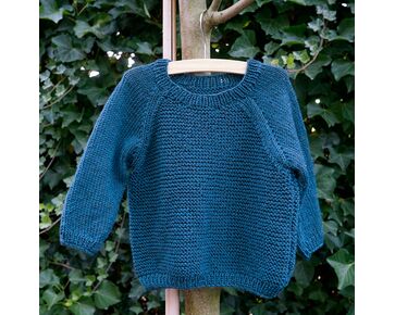 Kindertrui in ribbelsteek met raglanmouw breien - FairMade breipakket | hobbygigant.nl