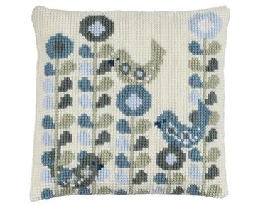 Kussen met Scandinavische Vogels blauw borduren - Pako borduurkussen | borduurpakketten | hobbygigant.nl