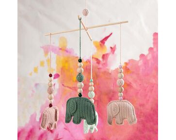 Babymobiel met olifantjes haken - Lang Yarns Baby Cotton haakpakket | hobbygigant.nl