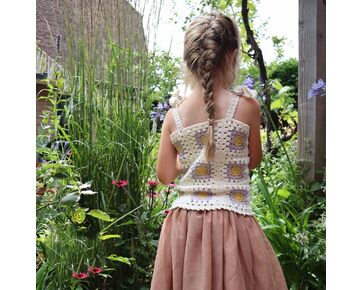 Granny square topje voor meisjes haken - Durable Coral haakpakket | hobbygigant.nl