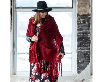 Sjaal met zakken haken - FairMade haakpakket | hobbygigant.nl