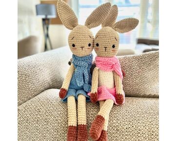 Knuffel konijntjes Finn en Lola haken - Durable haakpakket | hobbygigant.nl