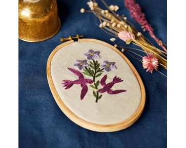 Campanula borduren - DMC borduurpakket | hobbygigant.nl