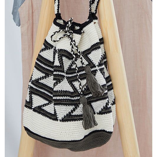 Dekking Sympton Intrekking Mochila tas haken met GRATIS haakpatroon - haakpakket Schachenmayr | Tapestry haken Dekking Sympton Intrekking Mochila tas haken met GRATIS haakpatroon - haakpakket Schachenmayr | Tapestry haken