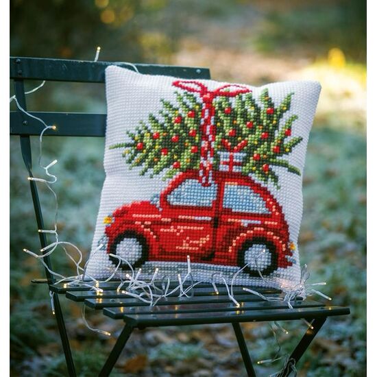 Kerstauto borduurkussen - Vervaco borduurpakket | hobbygigant.nl