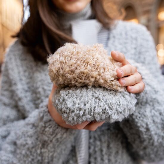 Bouclé damesvest Orsetto breien - Lana Grossa breipakket | hobbygigant.nl Bouclé damesvest Orsetto breien - Lana Grossa breipakket | hobbygigant.nl