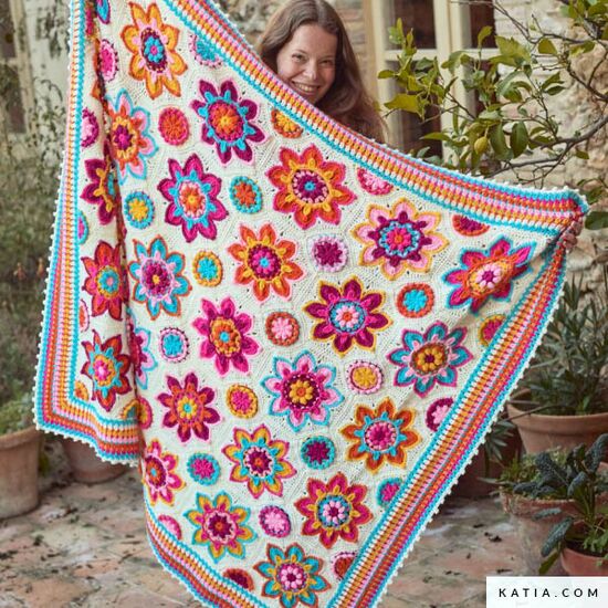 CAL Flowers Forever deken haken - Katia CAL haakpakket | hobbygigant.nlCAL Flowers Forever deken haken - Katia CAL haakpakket | hobbygigant.nl