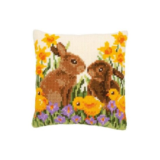 Konijnen met kuikentjes borduurkussen - Vervaco borduurpakket-HobbyGigant