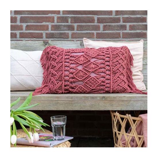 Daring Diamonds macramé kussen maken - Durable macramé pakket | hobbygigant.nl Daring Diamonds macramé kussen maken - Durable macramé pakket | hobbygigant.nl
