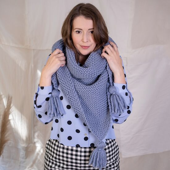 Driehoek sjaal met kwasten breien - FairMade breipakket | hobbygigant.nl
