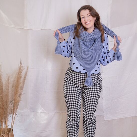 Driehoek sjaal met kwasten breien - FairMade breipakket | hobbygigant.nl