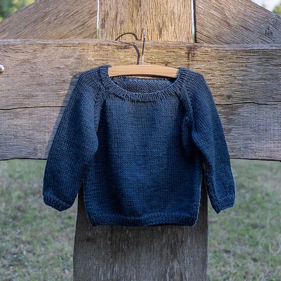 Raglan kindertrui in tricotsteek breien - FairMade breipakket | hobbygigant.nl