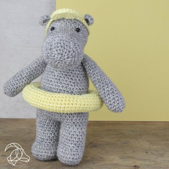 Henny Nijlpaard haken - Hardicraft haakpakket | knuffels en amigurumi | hobbygigant.nl