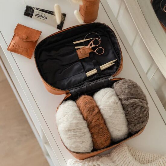 Muud tas Shadow Whisky | Lederen handwerktas of toilettas hobbygigant.nl