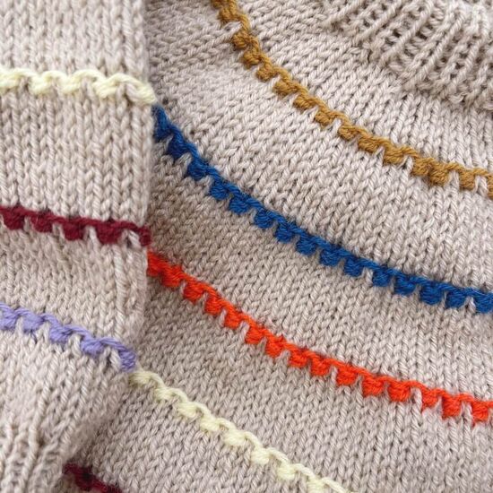 Babytruitje Festival breien - PetiteKnit breipakket met breipatroon | hobbygigant.nl