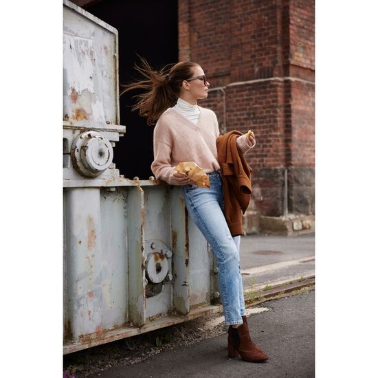 Novita Essentials - Dames basic breipatronen | hobbygigant.nl