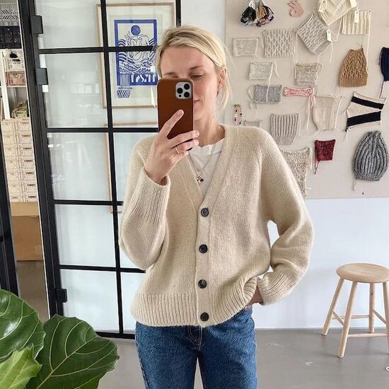 Damesvest Champagne breien - PetiteKnit breipakket met breipatroon | hobbygigant.nl