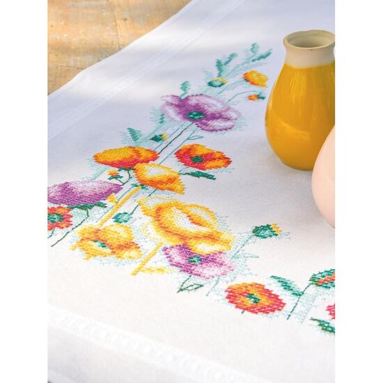 Tafelkleed Klaprozen borduren - Vervaco borduurpakket | borduurpakketten | hobbygigant.nl