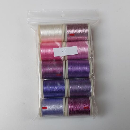 Wonderfil set 19 - 10 klosjes naaigaren