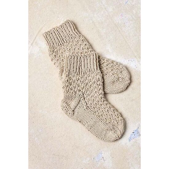 Lang Yarns Punto 83 - baby breiboek | hobbygigant.nl Lang Yarns Punto 83 - baby breiboek | hobbygigant.nl
