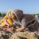Kinder strandponcho haken - Durable Teddy haakpakket | hobbygigant.nl